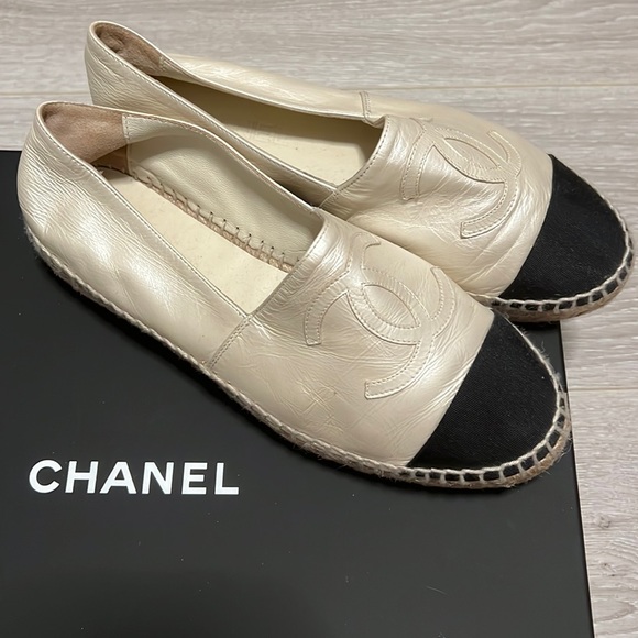 CHANEL Shoes - Chanel espadrilles authentic size 6